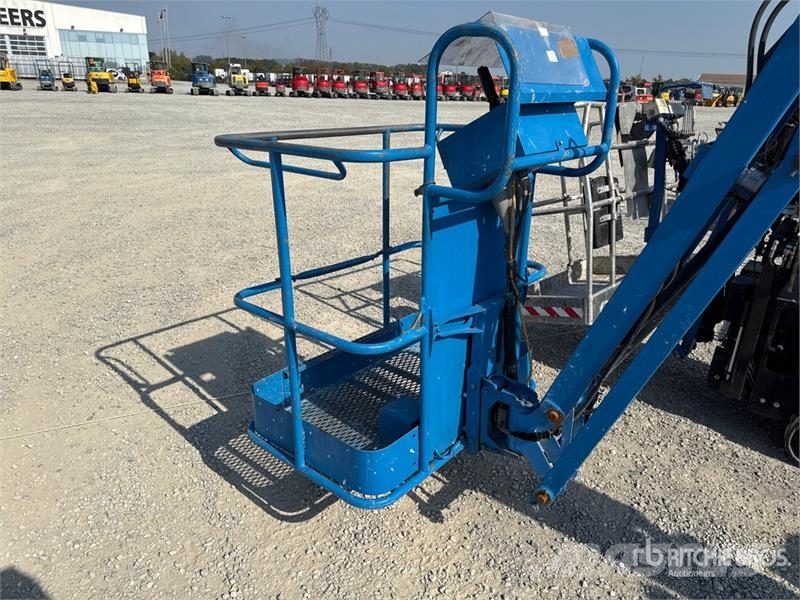 Genie Z-30/20N RJ Electric Articulating Boom Lift ブームリフト 屈伸型