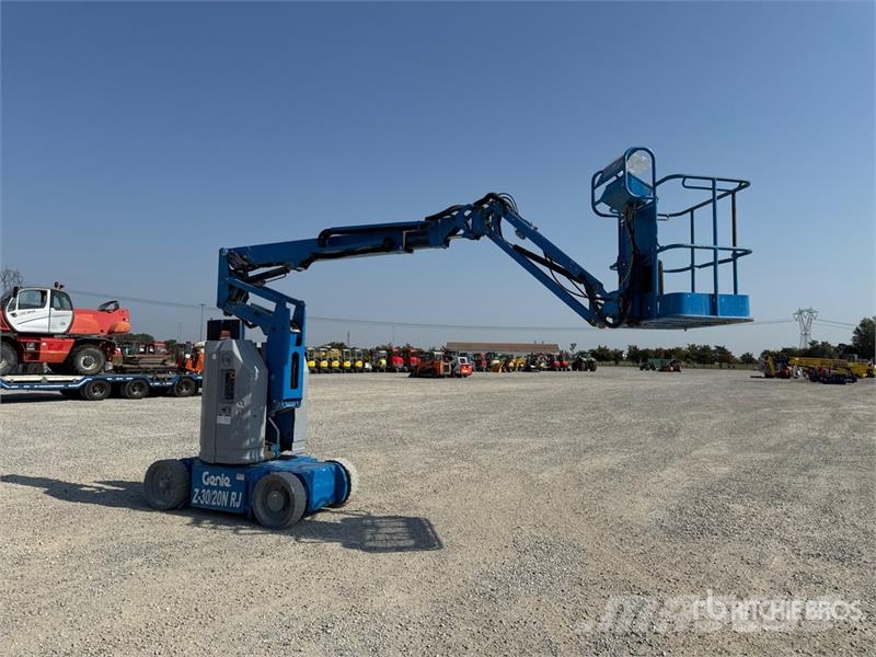 Genie Z-30/20N RJ Electric Articulating Boom Lift ブームリフト 屈伸型