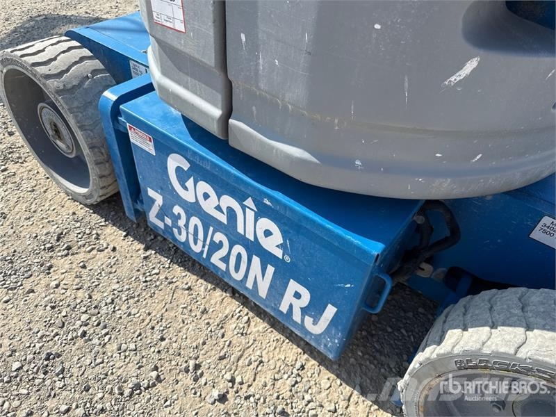 Genie Z-30/20N RJ Electric Articulating Boom Lift ブームリフト 屈伸型
