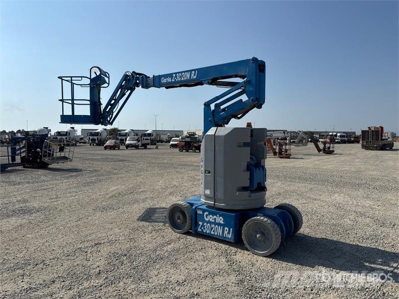 Genie Z-30/20N RJ Electric Articulating Boom Lift ブームリフト 屈伸型