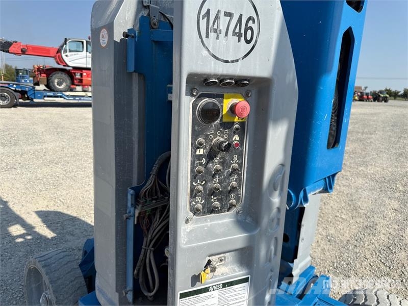 Genie Z-30/20N RJ Electric Articulating Boom Lift ブームリフト 屈伸型