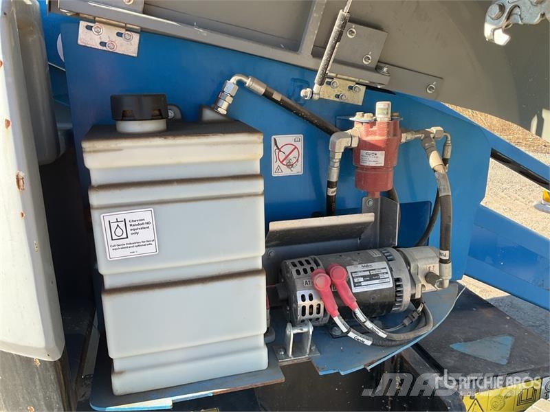Genie Z-33/18 2WD Electric Nacelle Articulee Articulatin Bomlifte med knækarm