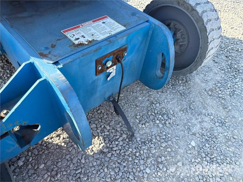 Genie Z-34/22N Electric Articulating Boom Lift 관절형 전동이동 리프트