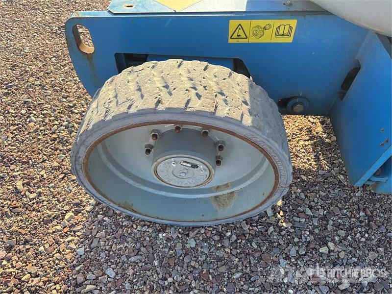 Genie Z-40/23N RJ 2WD Electric Nacelle Articulee Electri Nacelles articulées