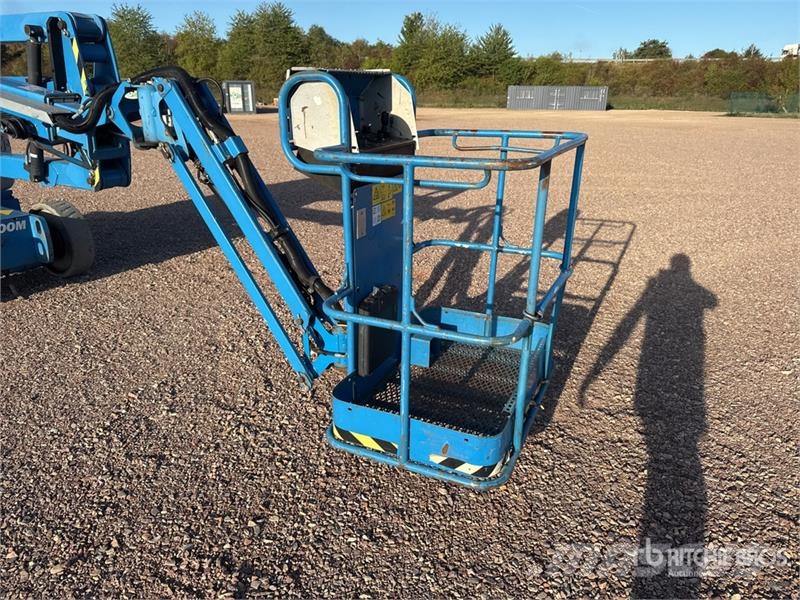 Genie Z-40/23N RJ 2WD Electric Nacelle Articulee Electri Nacelles articulées
