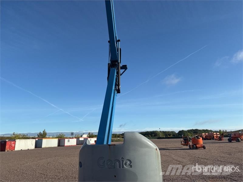 Genie Z-40/23N RJ 2WD Electric Nacelle Articulee Electri Nacelles articulées