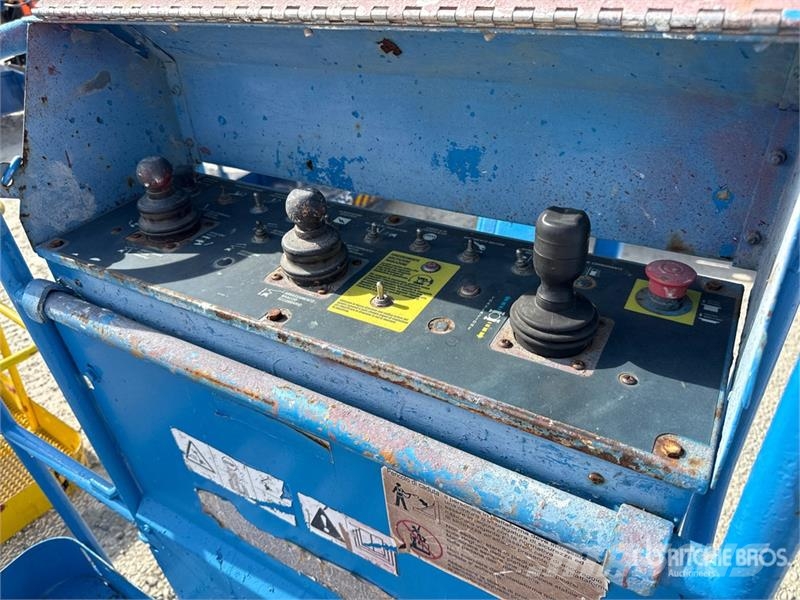 Genie Z-45/25 Bomlifte med knækarm