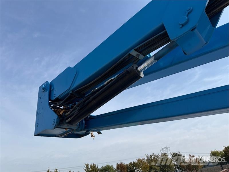 Genie Z-45/25 Bomlifte med knækarm