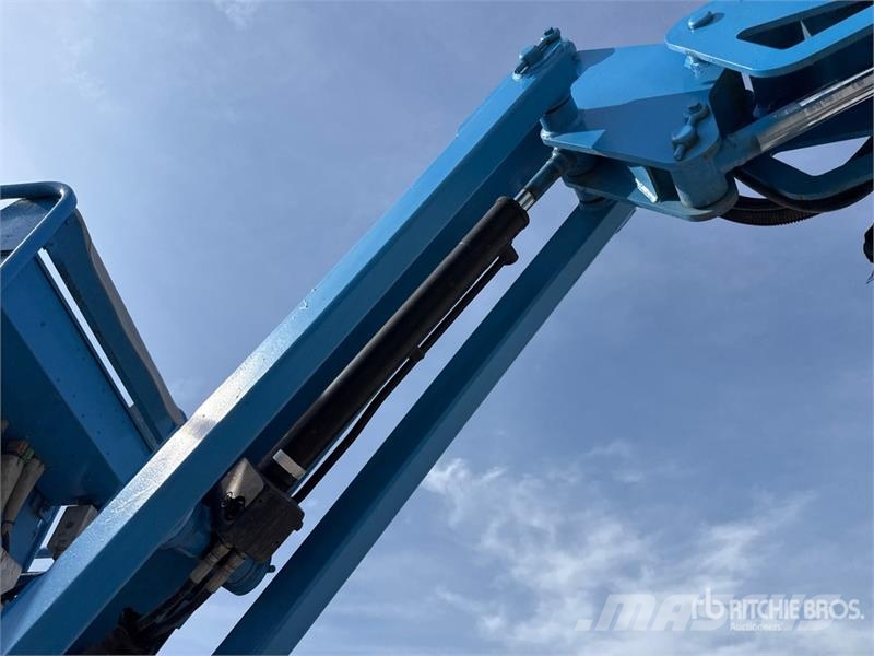Genie Z-45/25 Bomlifte med knækarm
