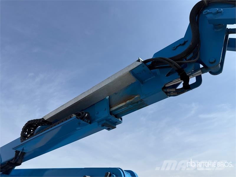 Genie Z-45/25 Bomlifte med knækarm