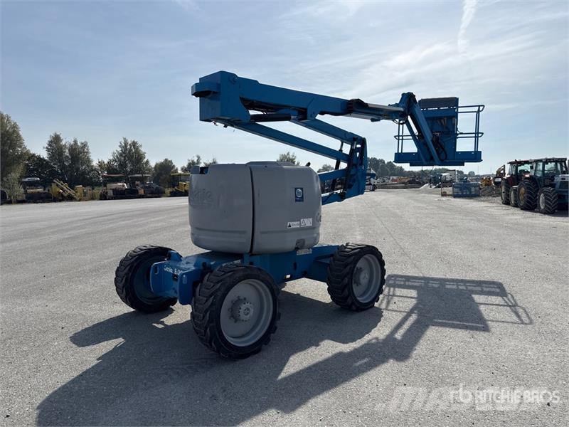 Genie Z-45/25 Bomlifte med knækarm