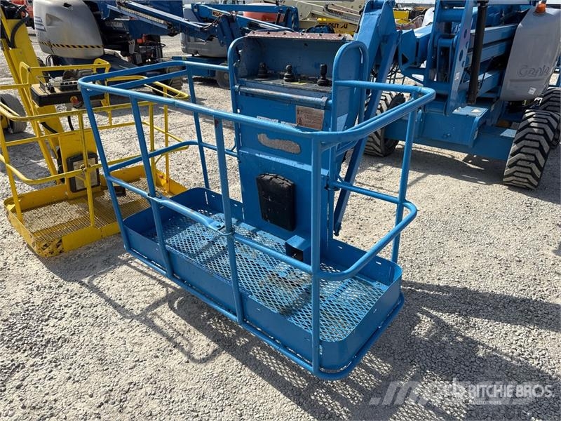 Genie Z-45/25 Bomlifte med knækarm