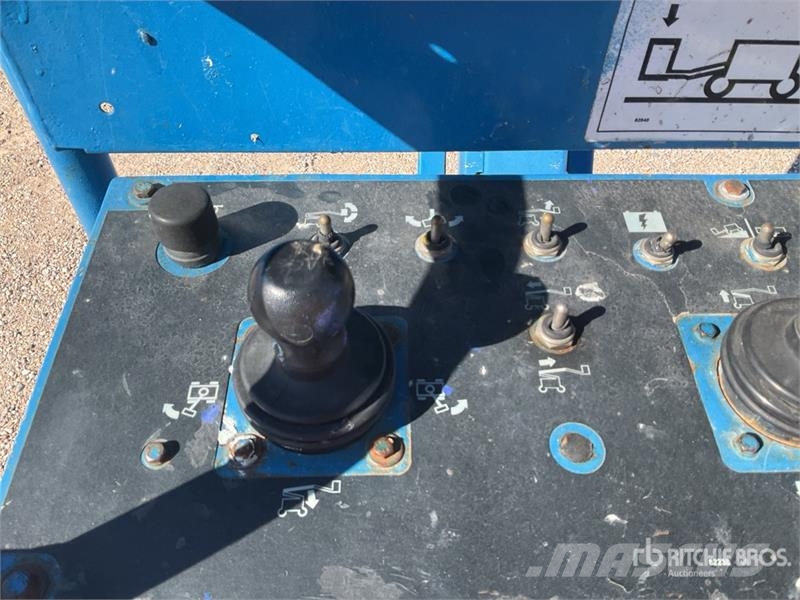 Genie Z-45/25 4WD Diesel Articulating Boom Lift Zglobne podizne platforme