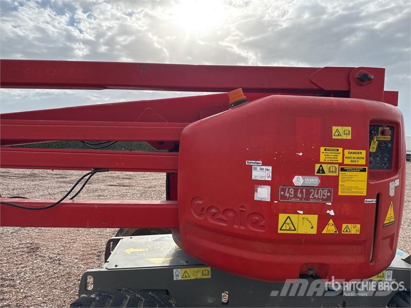 Genie Z-45/25 4WD Diesel Nacelle Articulee Articulating Nacelles articulées