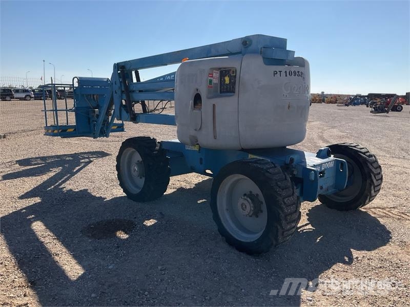 Genie Z-45/25 RT 4WD Diesel Articulating Boom Lift Articulated boom lifts