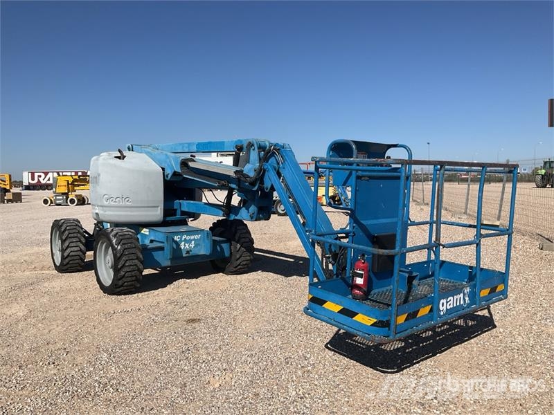 Genie Z-45/25 RT 4WD Diesel Articulating Boom Lift Articulated boom lifts