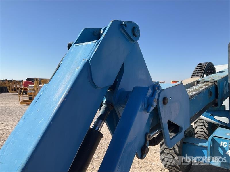Genie Z-45/25 RT 4WD Diesel Articulating Boom Lift Articulated boom lifts