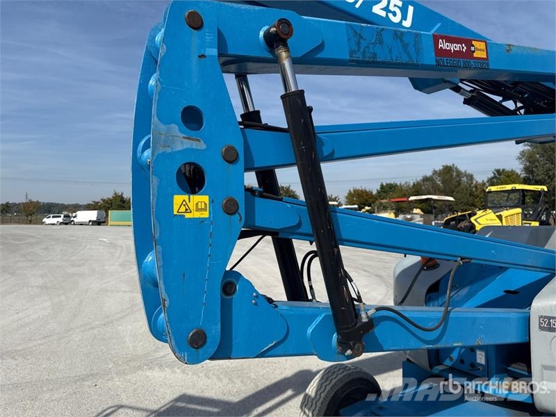 Genie Z-45/25J Alkūniniai keltuvai