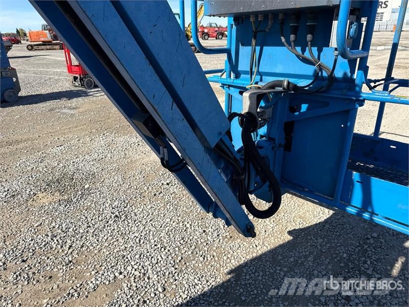 Genie Z-45/25J Ανυψωτήρες με αρθρωτό βραχίονα