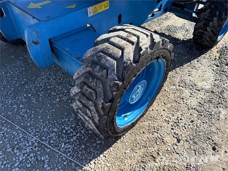 Genie Z-45/25J Ανυψωτήρες με αρθρωτό βραχίονα