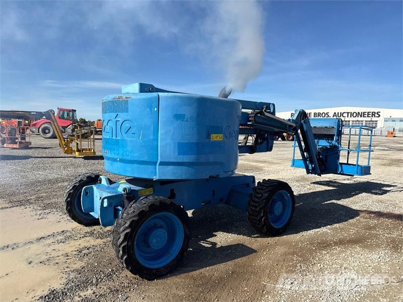 Genie Z-45/25J Ανυψωτήρες με αρθρωτό βραχίονα