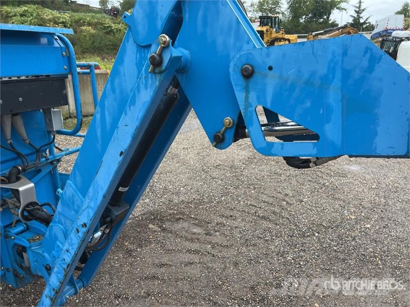 Genie Z-45/25J 관절형 전동이동 리프트