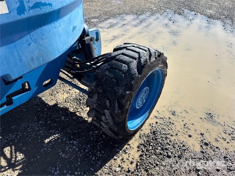 Genie Z-45/25J Ανυψωτήρες με αρθρωτό βραχίονα