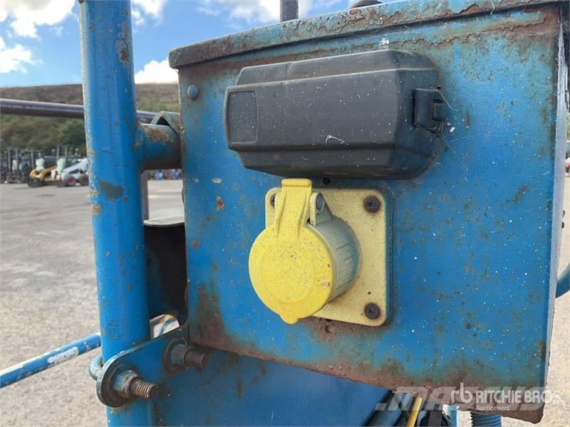 Genie Z-45/25J 2WD Diesel Articulating Boom Lift Elevadores braços articulados
