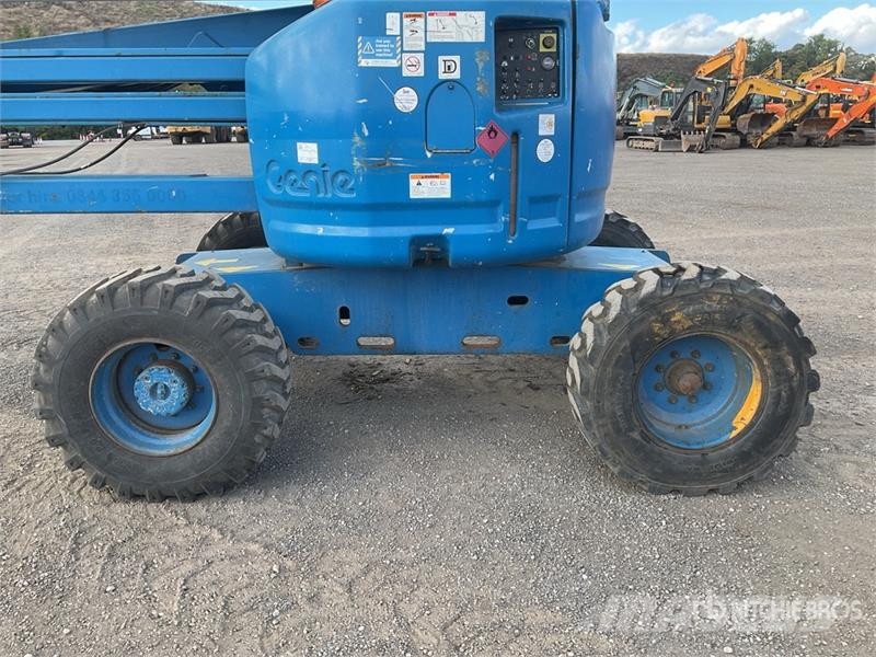 Genie Z-45/25J 2WD Diesel Articulating Boom Lift Elevadores braços articulados