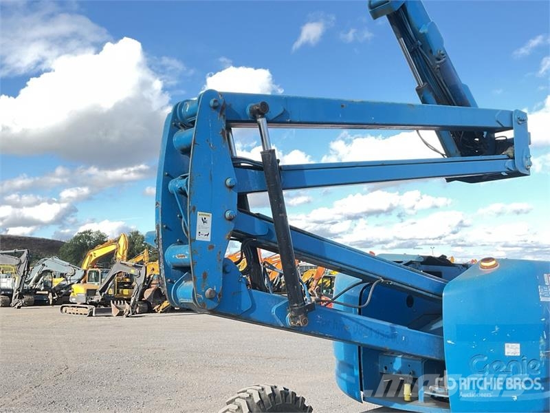 Genie Z-45/25J 2WD Diesel Articulating Boom Lift Elevadores braços articulados