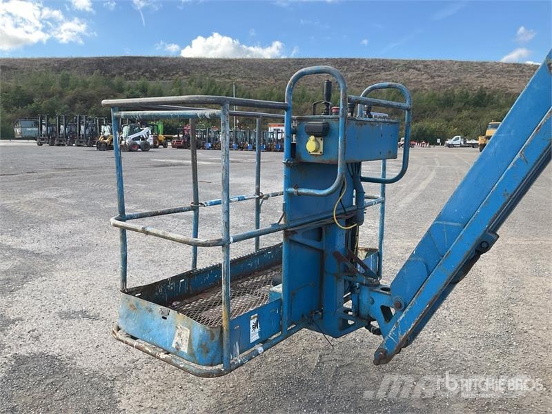 Genie Z-45/25J 2WD Diesel Articulating Boom Lift Elevadores braços articulados