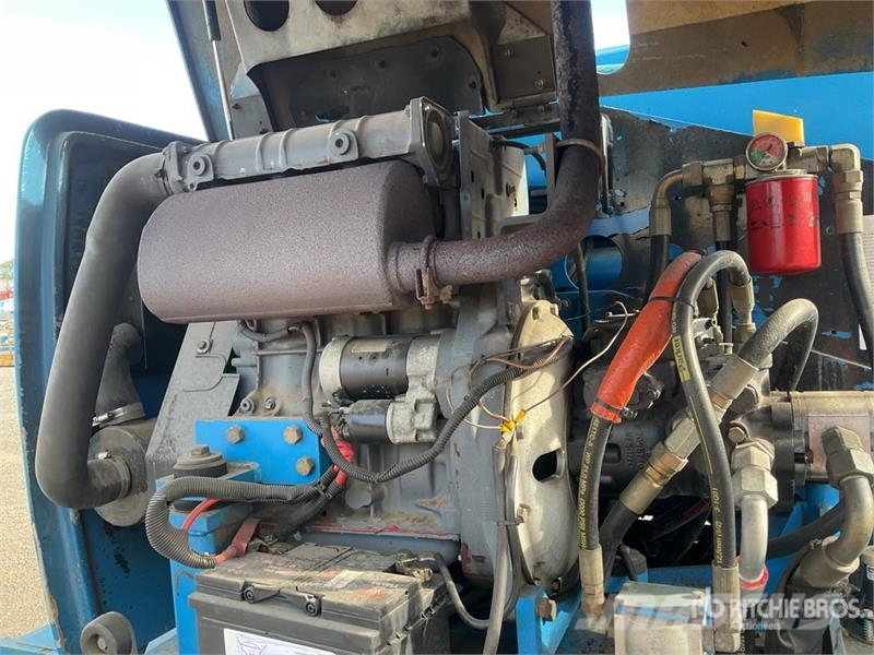 Genie Z-45/25J 2WD Diesel Articulating Boom Lift Elevadores braços articulados