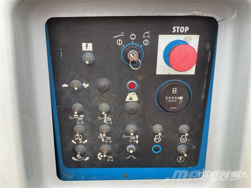 Genie Z-45/25J 2WD Diesel Articulating Boom Lift Leddede bomlifter