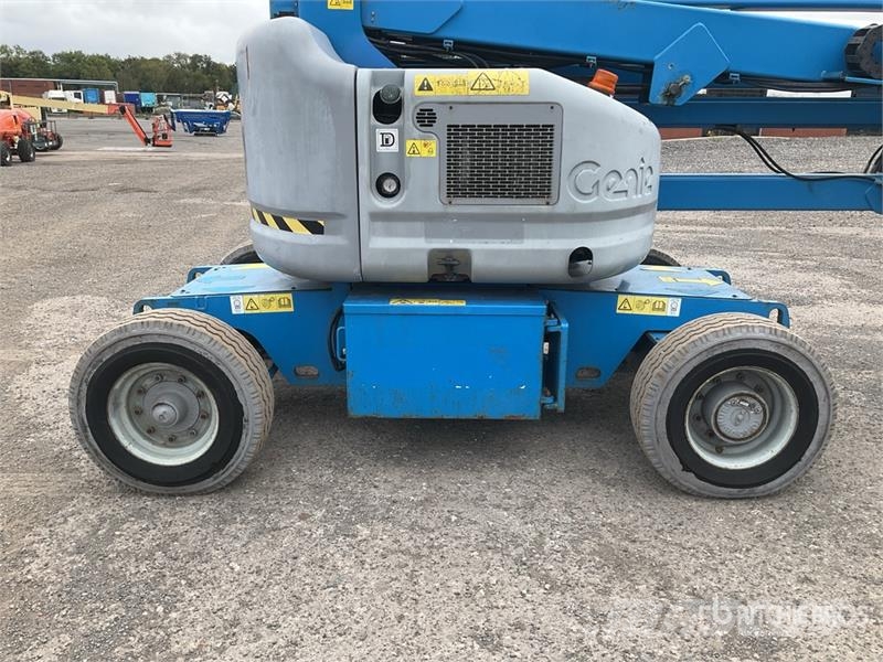 Genie Z-45/25J 2WD Diesel Articulating Boom Lift Leddede bomlifter