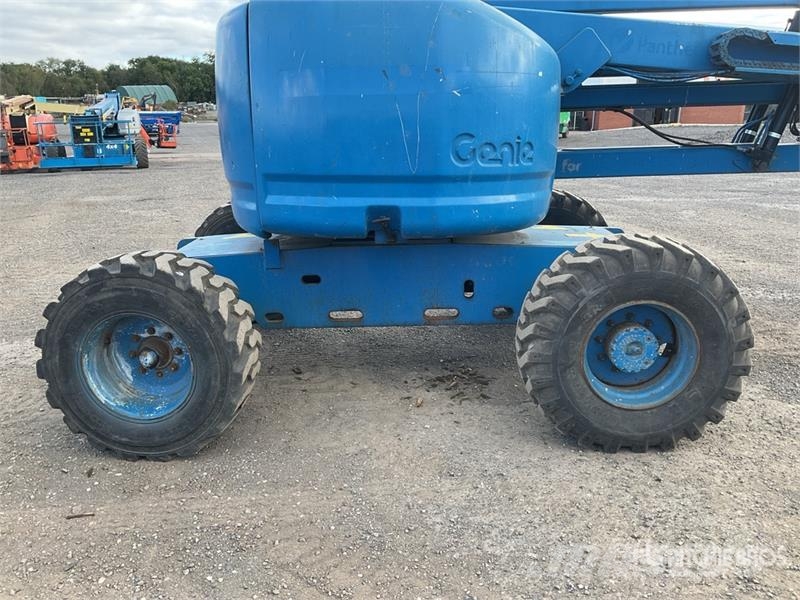 Genie Z-45/25J 2WD Diesel Articulating Boom Lift Elevadores braços articulados