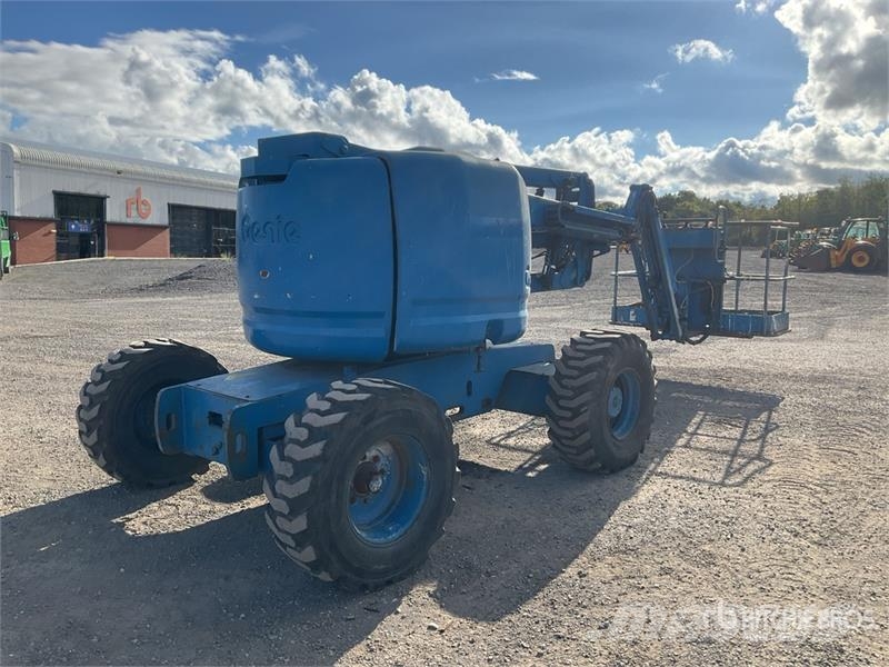 Genie Z-45/25J 2WD Diesel Articulating Boom Lift Elevadores braços articulados
