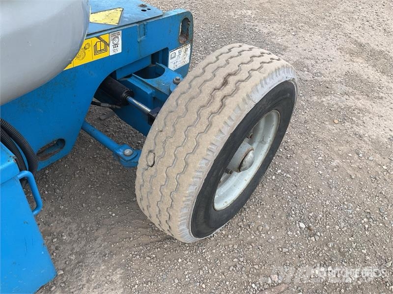 Genie Z-45/25J 2WD Hybrid Articulating Boom Lift Leddede bomlifter