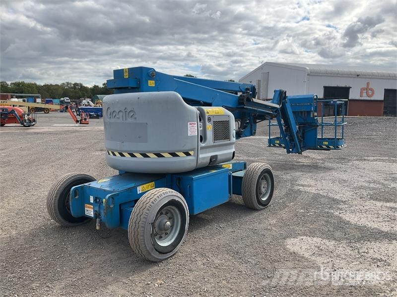 Genie Z-45/25J 2WD Hybrid Articulating Boom Lift Leddede bomlifter