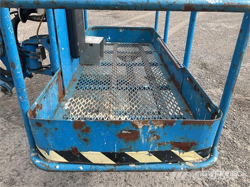 Genie Z-45/25J 2WD Hybrid Articulating Boom Lift Leddede bomlifter