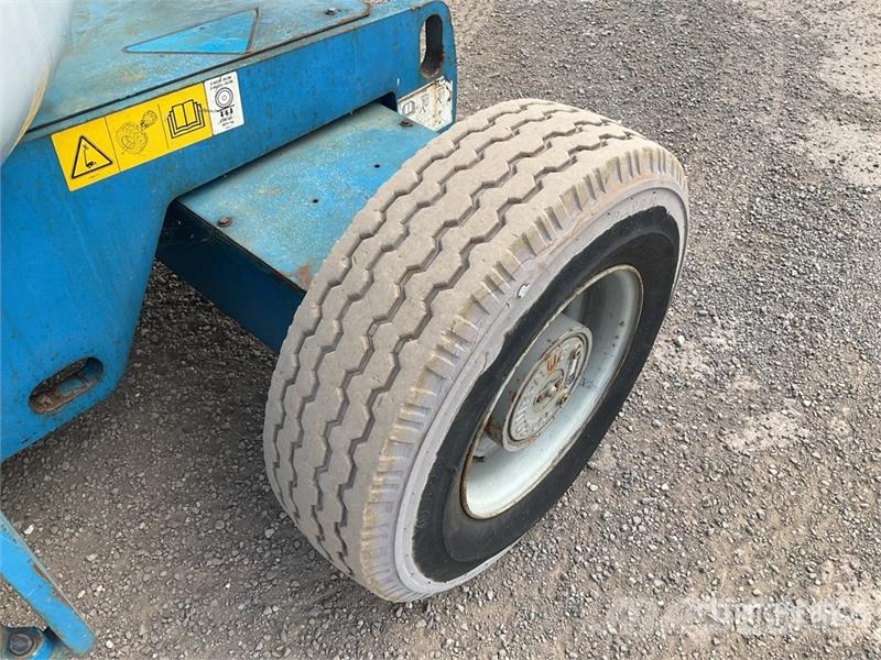 Genie Z-45/25J 2WD Hybrid Articulating Boom Lift Leddede bomlifter