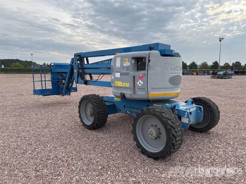 Genie Z-45/25J 4WD Diesel Nacelle Articulee Articulating Nacelles articulées