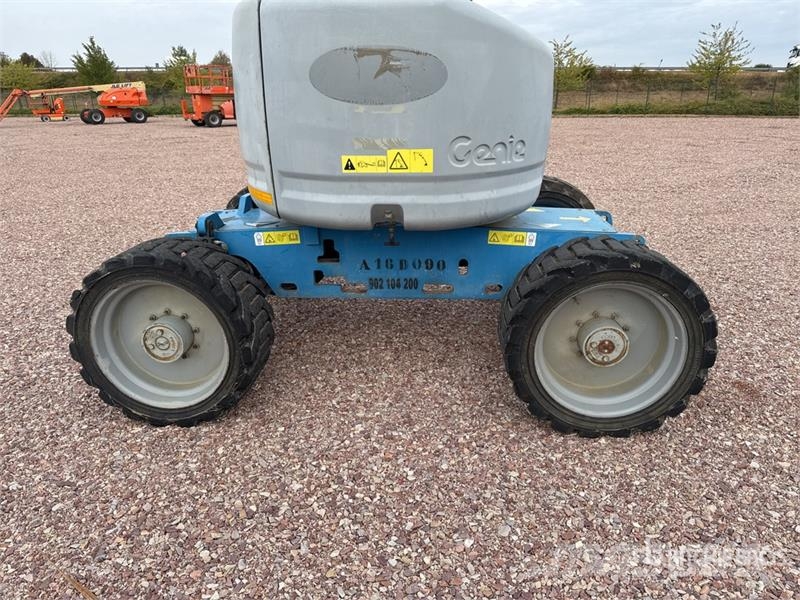 Genie Z-45/25J 4WD Diesel Nacelle Articulee Articulating Nacelles articulées