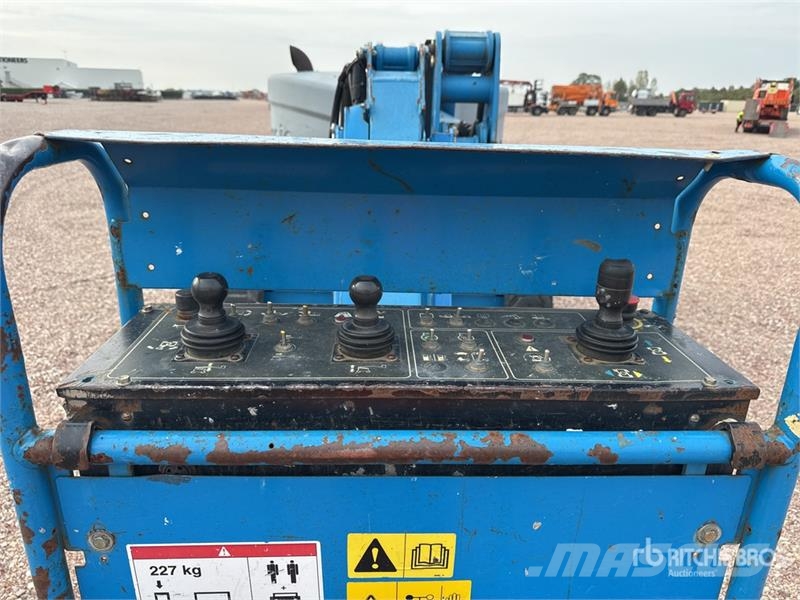 Genie Z-45/25J 4WD Diesel Nacelle Articulee Articulating Nacelles articulées