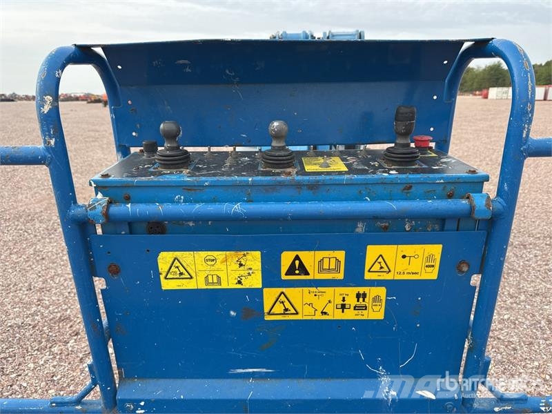 Genie Z-45/25J 4WD Diesel Nacelle Articulee Articulating Nacelles articulées