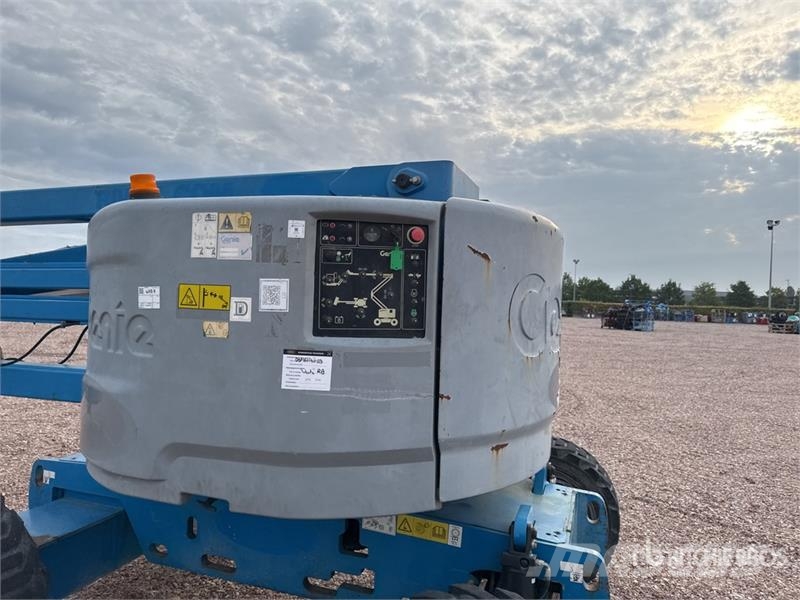Genie Z-45/25J 4WD Diesel Nacelle Articulee Articulating Nacelles articulées