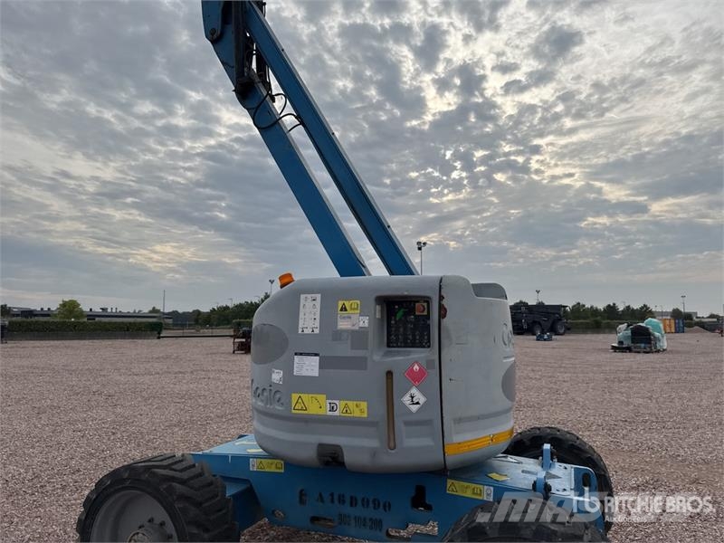Genie Z-45/25J 4WD Diesel Nacelle Articulee Articulating Nacelles articulées