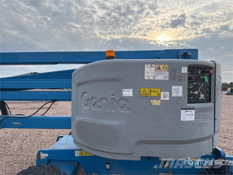 Genie Z-45/25J 4WD Diesel Nacelle Articulee Articulating Nacelles articulées