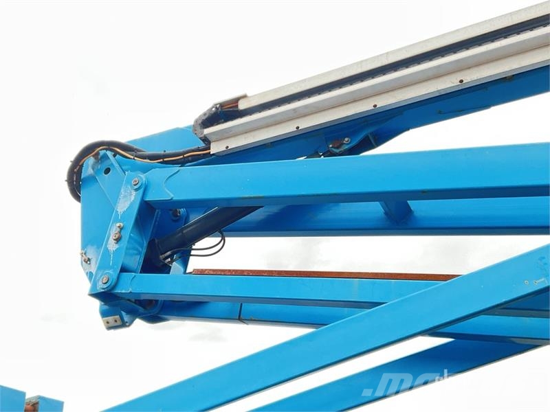 Genie Z-60 رافعات سلة مفصلية