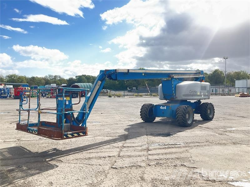 Genie Z-80/60 4WD Diesel Articulating Boom Lift Iseliikuvad poomtõstukid