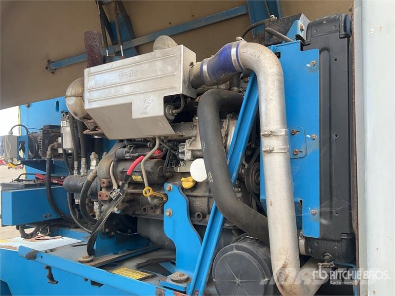 Genie Z-80/60 4WD Diesel Articulating Boom Lift Iseliikuvad poomtõstukid